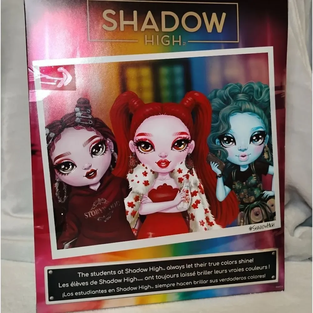 Shadow High Rosie Redwood Doll